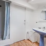 De Maitre Traversant Apartament *
